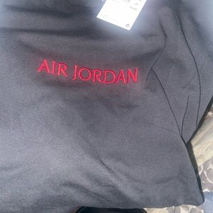 Sellling brand new with tags Air Jordan mens t-shirt